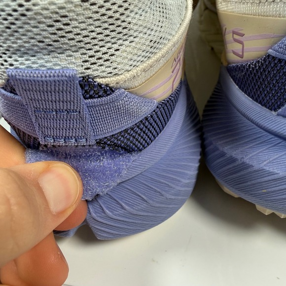 Merrell Trail Running Agility Peak 5 Womens 10.5 White Purple Vibram Sneakers